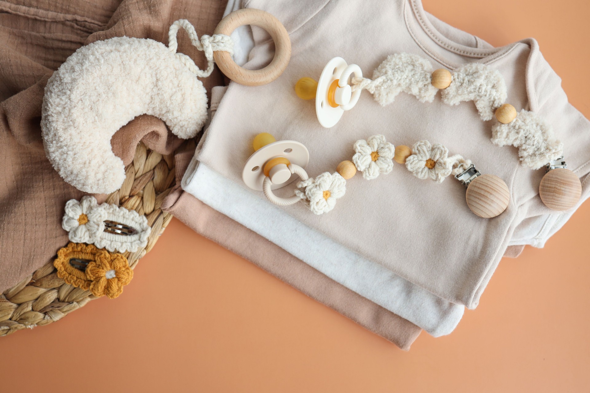 Gender neutral baby garment. Organic cotton clothes, newborn fashion